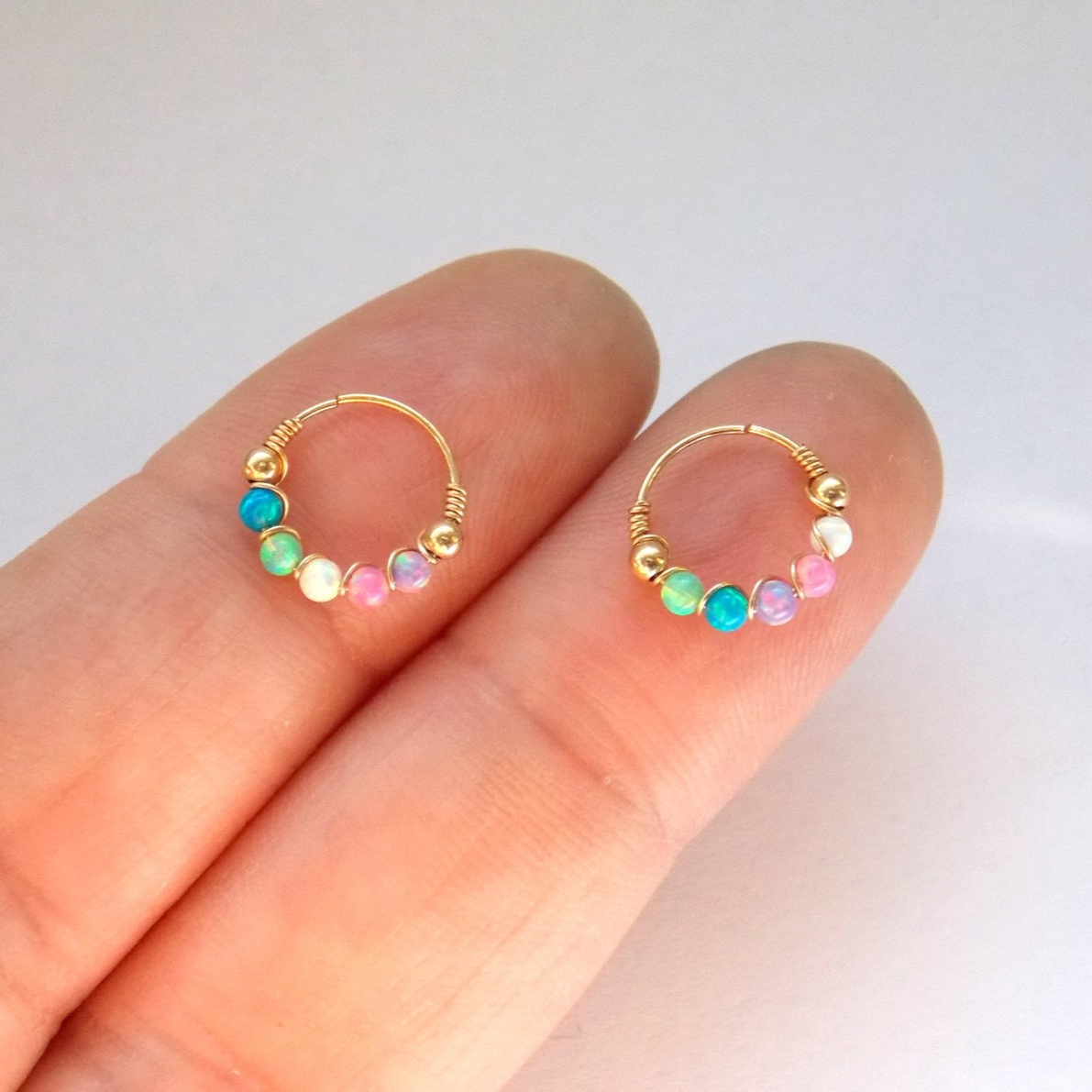 10mm 14K Gold Filled Opal Nose - Body Jewelry Hangers のレビューと価格