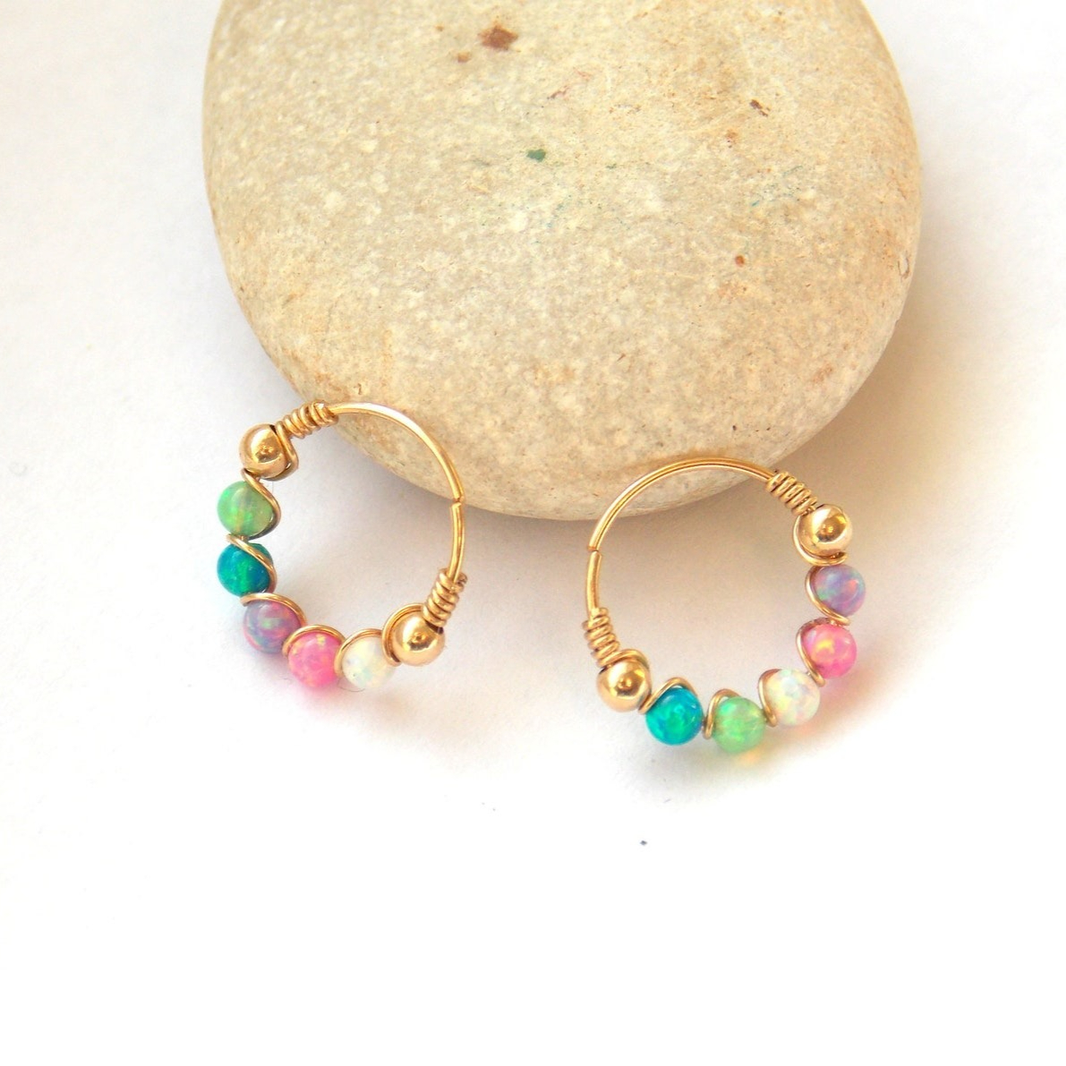 10mm 14K Gold Filled Opal Nose - Body Jewelry Hangers のレビューと価格